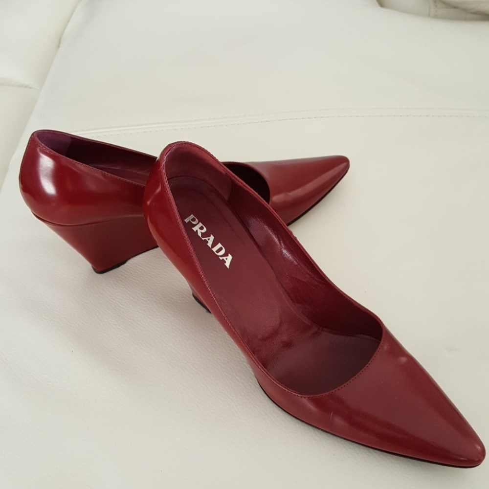 Prada shoes - Picture 4 of 5